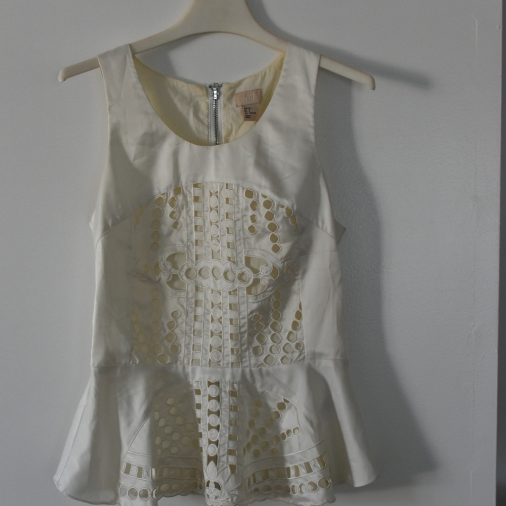 H &M sleevless top with burn-out details